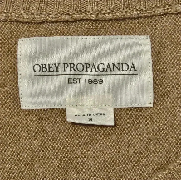 OBEY PROPAGANDA Cropped Mystic Spirit Sweater Size Small EUC - Picture 6 of 11